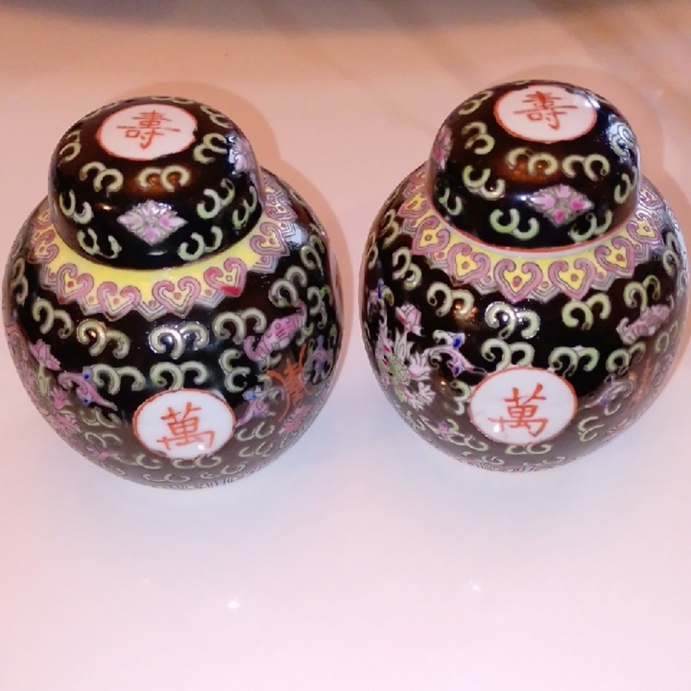 Vintage Asian Chinese Black Gold Ceramic Jars Container Set